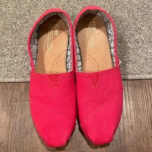 TOMS pink Canvas Slip-Ons